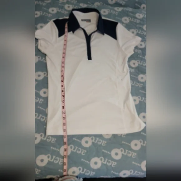 Callaway Women's White and Navy Button Down Shirt - Picture 7 of 8